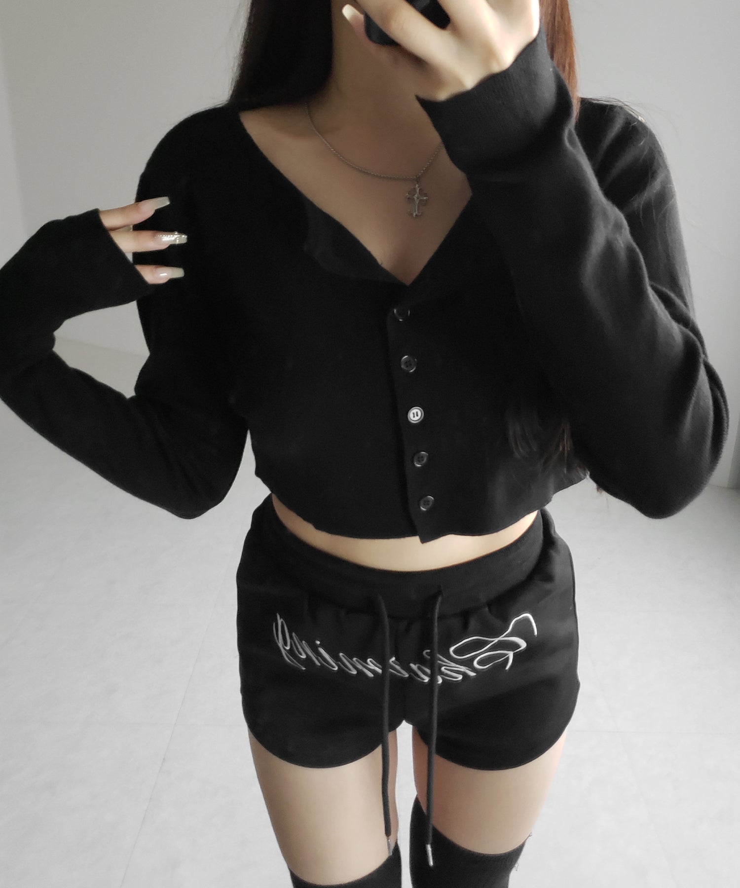 ミニボタンショートリブニットカーディガン ／ mini button short rib knit cardigan