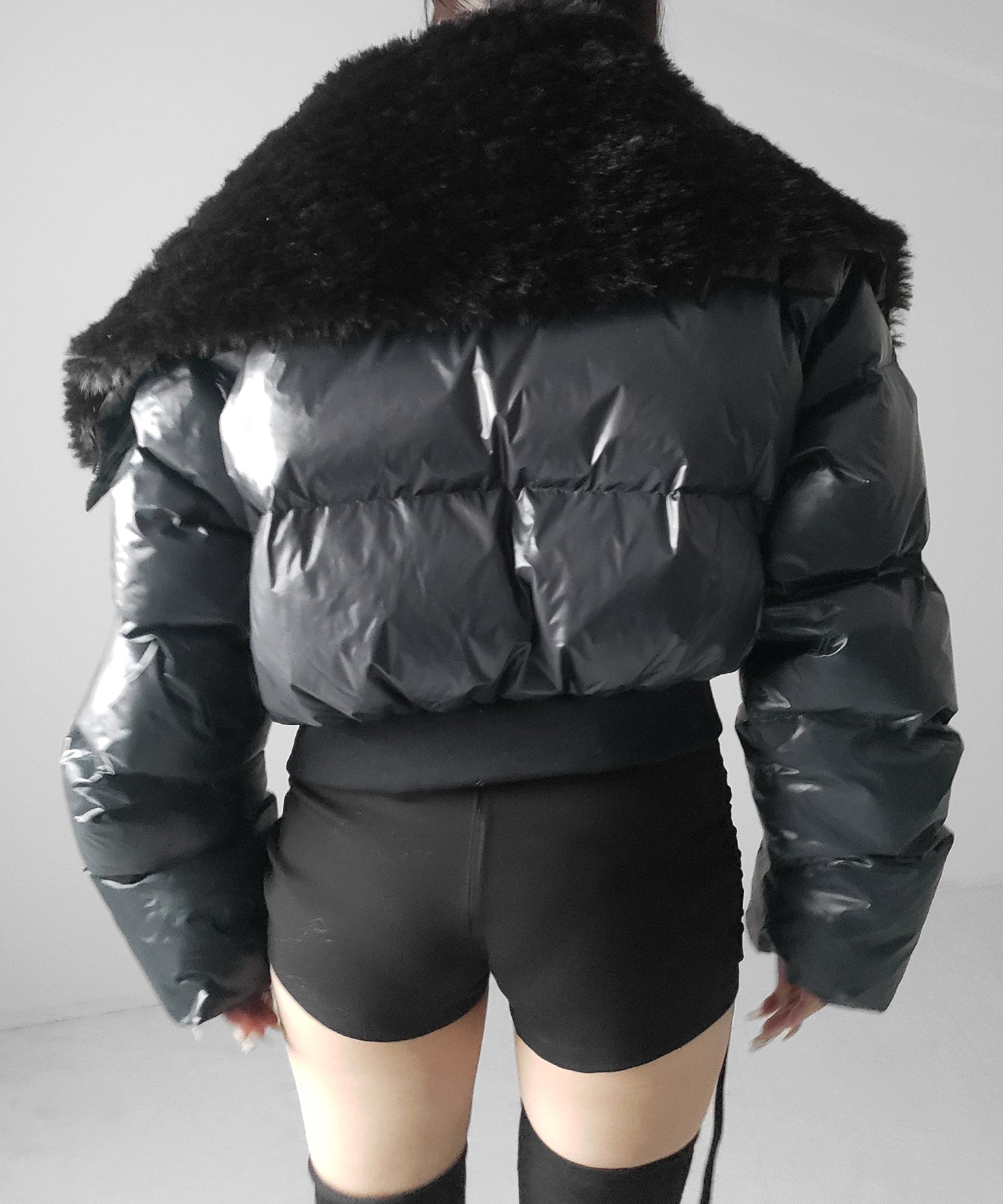 フェイクファー襟レディパフショートダウンジャケット ／ fakefur collar lady puff short down jacket