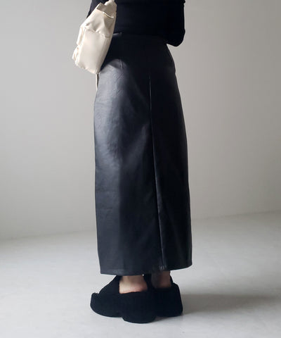【 ３color ／ ３size 】フロントスリットヴィンテージフェイクレザースカート