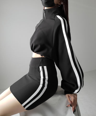 【 セットアップ着用可能 】サイドラインハイウエストミニスカート ／ sideline high waist mini skirt