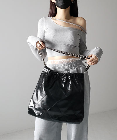【 ２color 】キルティングチェーントートショルダーバッグ ／ quilting chain tote shoulder bag