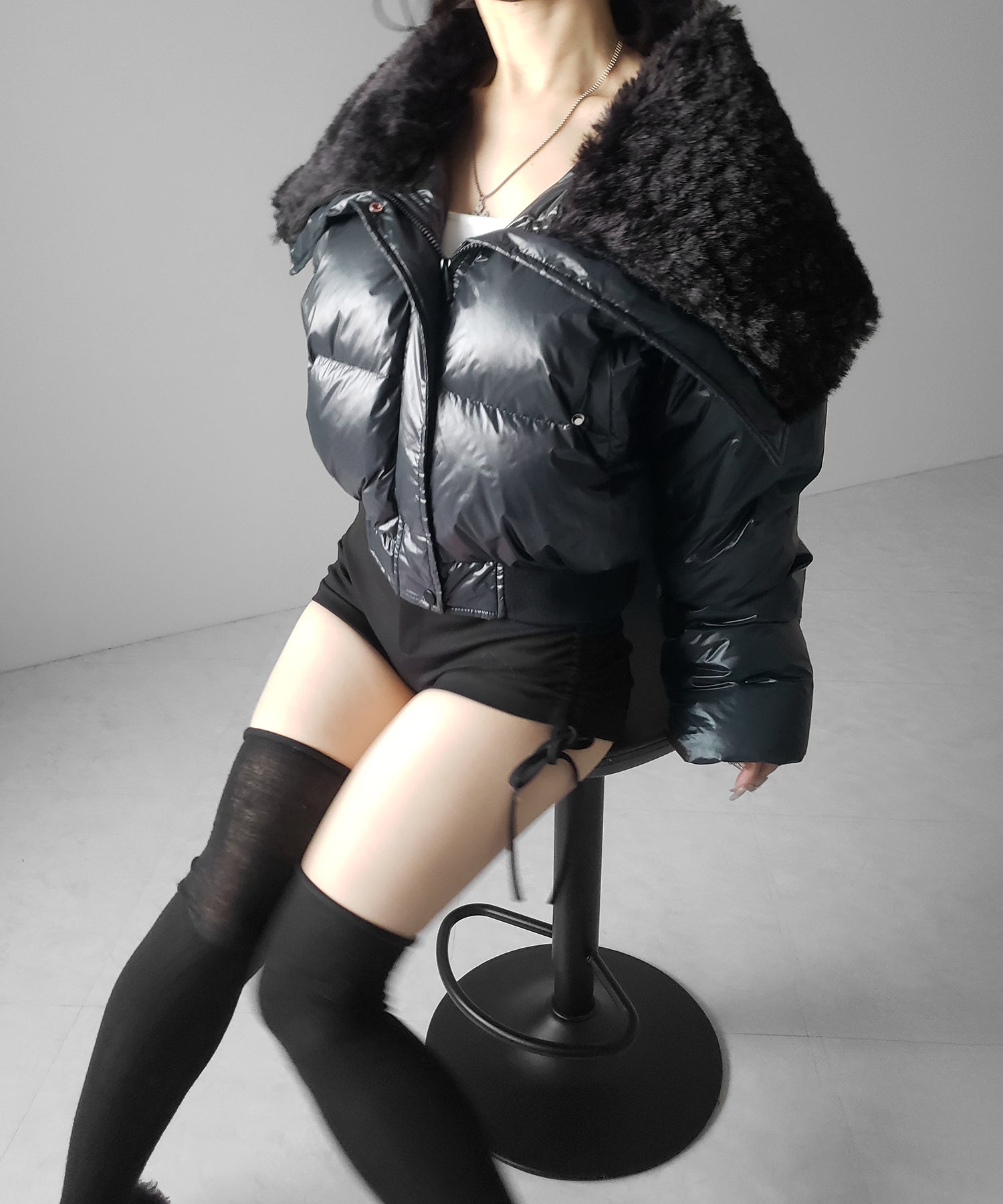 フェイクファー襟レディパフショートダウンジャケット ／ fakefur collar lady puff short down jacket