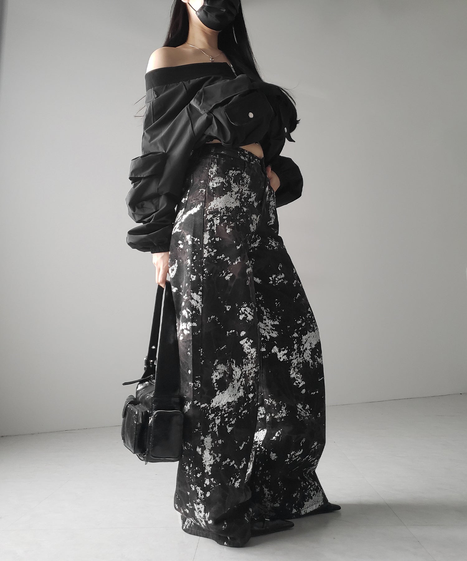 【 ３SIZE 】箔プリントブリーチヴィンテージワイドデニム ／ Foil print bleached vintage wide denim