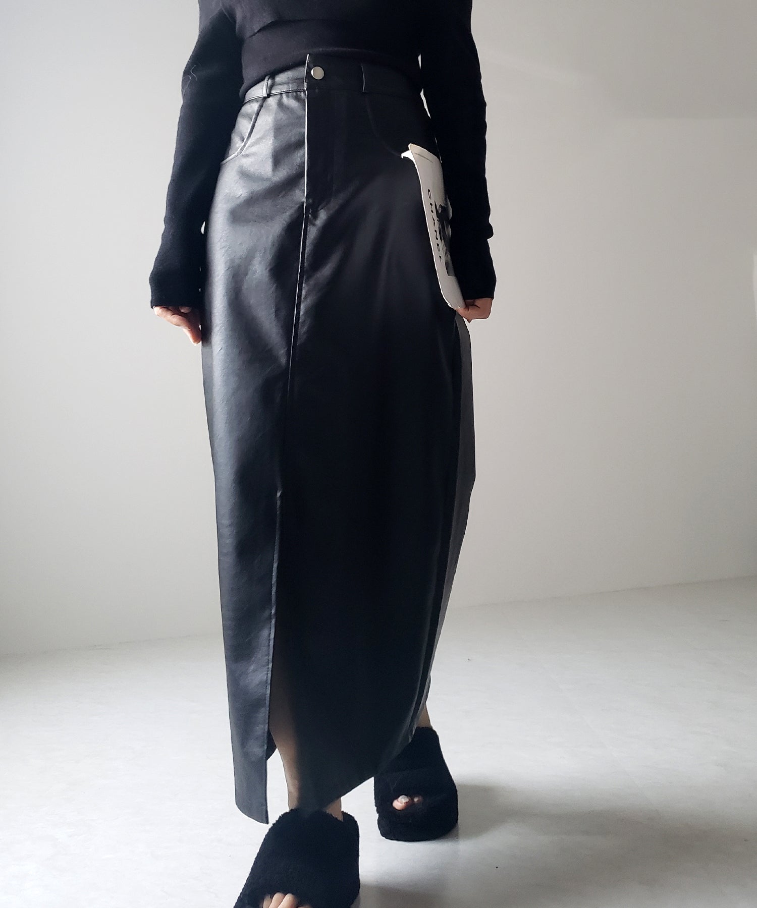 【 ３color ／ ３size 】フロントスリットヴィンテージフェイクレザースカート