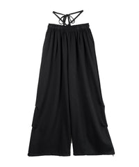 FREE / BLACK