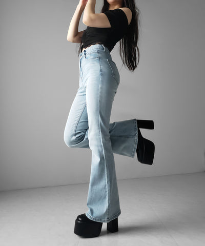 【４size 】美脚ハイウエストストレッチフレアデニム ／ slim leg High waist stretch flare denim