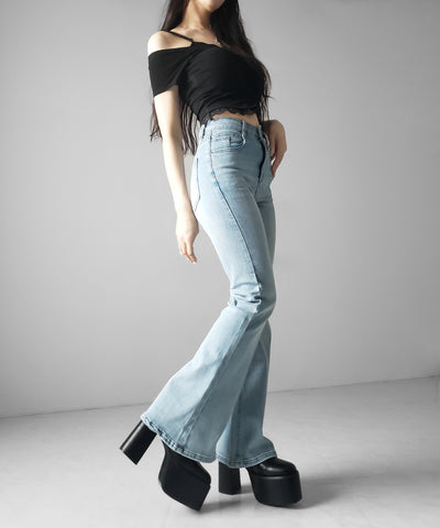 【４size 】美脚ハイウエストストレッチフレアデニム ／ slim leg High waist stretch flare denim