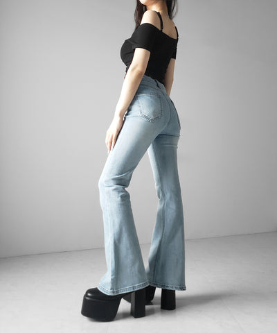 【４size 】美脚ハイウエストストレッチフレアデニム ／ slim leg High waist stretch flare denim