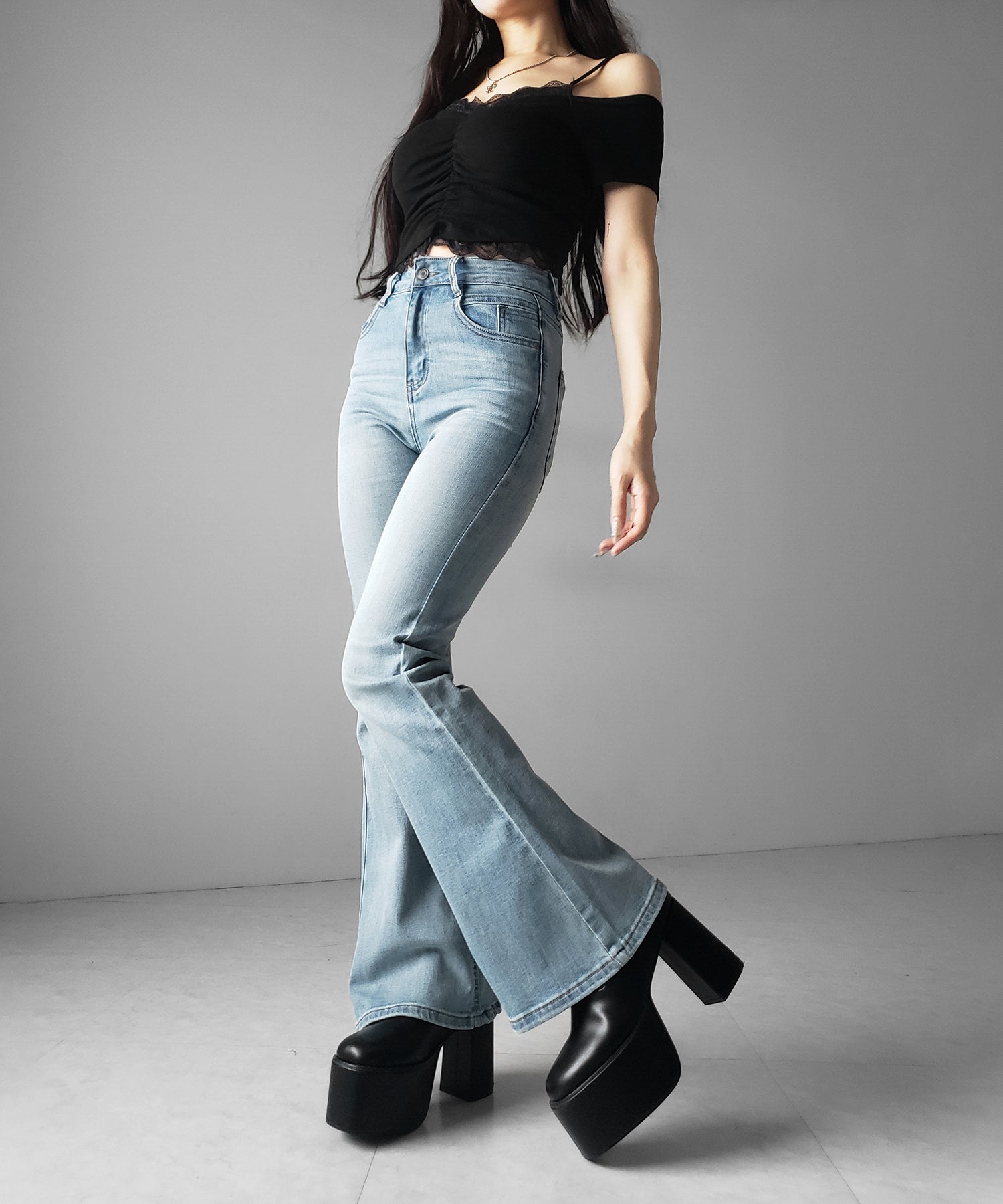 【４size 】美脚ハイウエストストレッチフレアデニム ／ slim leg High waist stretch flare denim