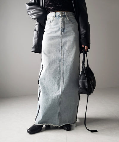サイドラインバックスリットウォッシュデニムロングスカート ／ Sideline back slit washed denim long skirt