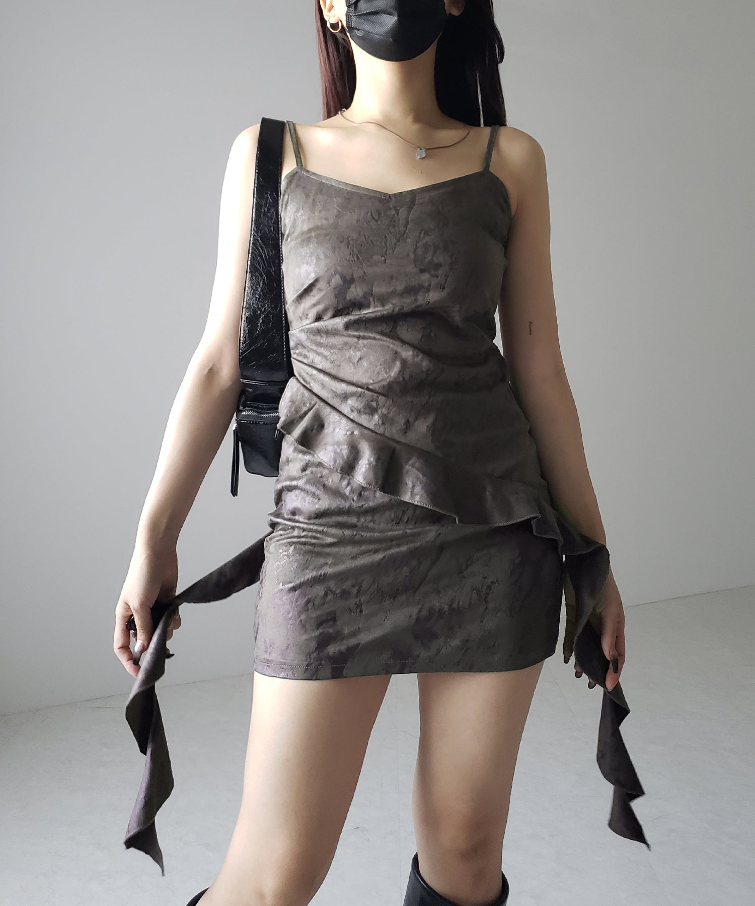 【 ２color 】ヴィンテージスエードアシンメトリーフリルキャミワンピース ／ vintage suede asymmetry frill cami onepiece