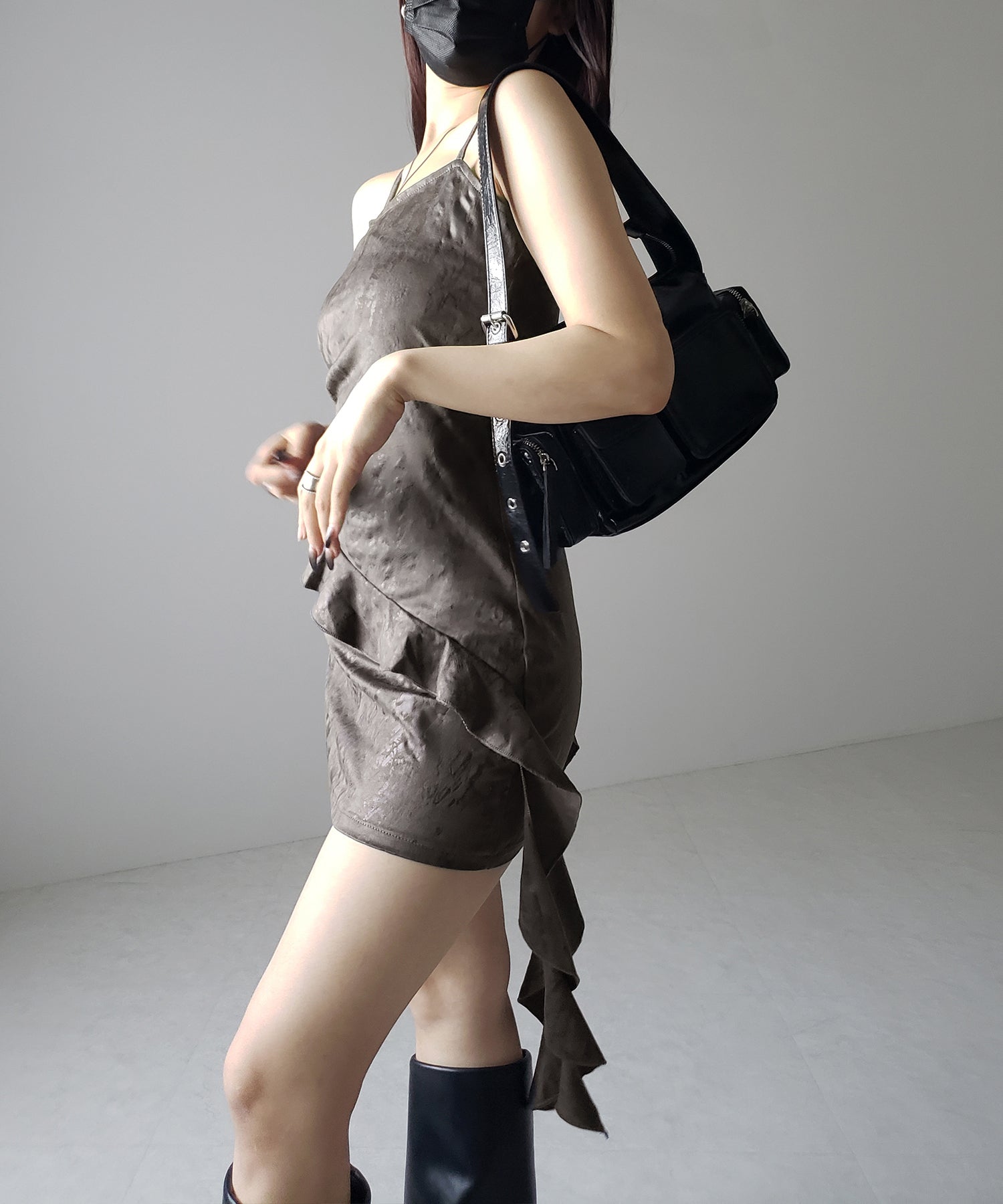 【 ２color 】ヴィンテージスエードアシンメトリーフリルキャミワンピース ／ vintage suede asymmetry frill cami onepiece