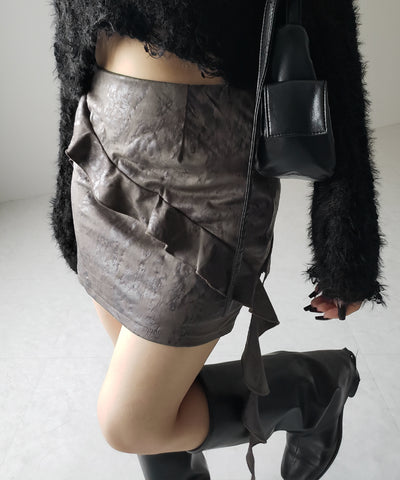 【 ２color 】ヴィンテージスエードアシンメトリーフリルミニスカート／ vintage suede asymmetry frill mini skirt