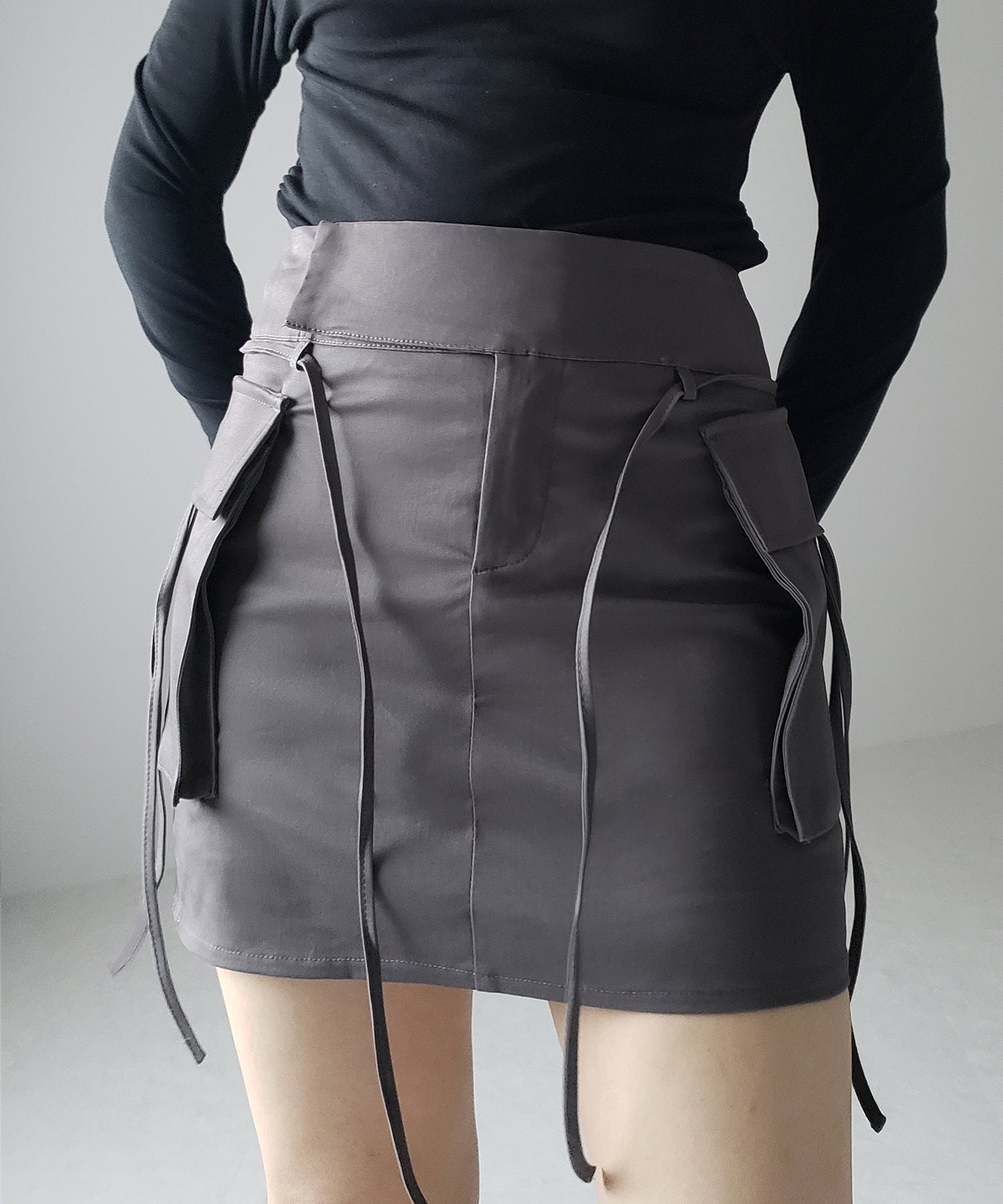 【 ２WAY 】３ストラップリボンカーゴミニスカート ／ three strap ribbon cargo mini skirt