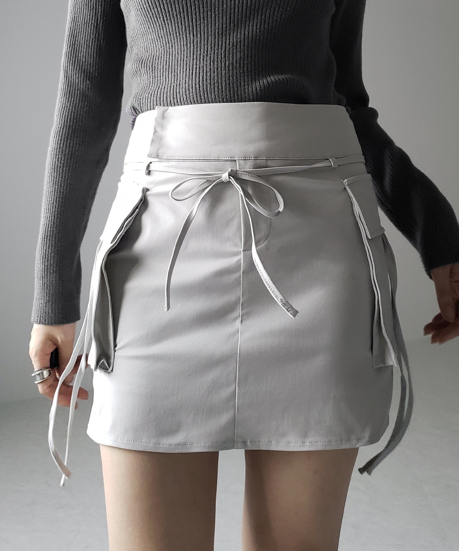 【 ２WAY 】３ストラップリボンカーゴミニスカート ／ three strap ribbon cargo mini skirt