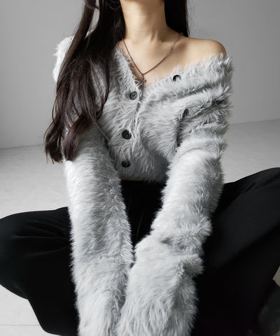 ブラックボタンショートシャギーニットカーディガン ／ black button short shaggy knit cardigan