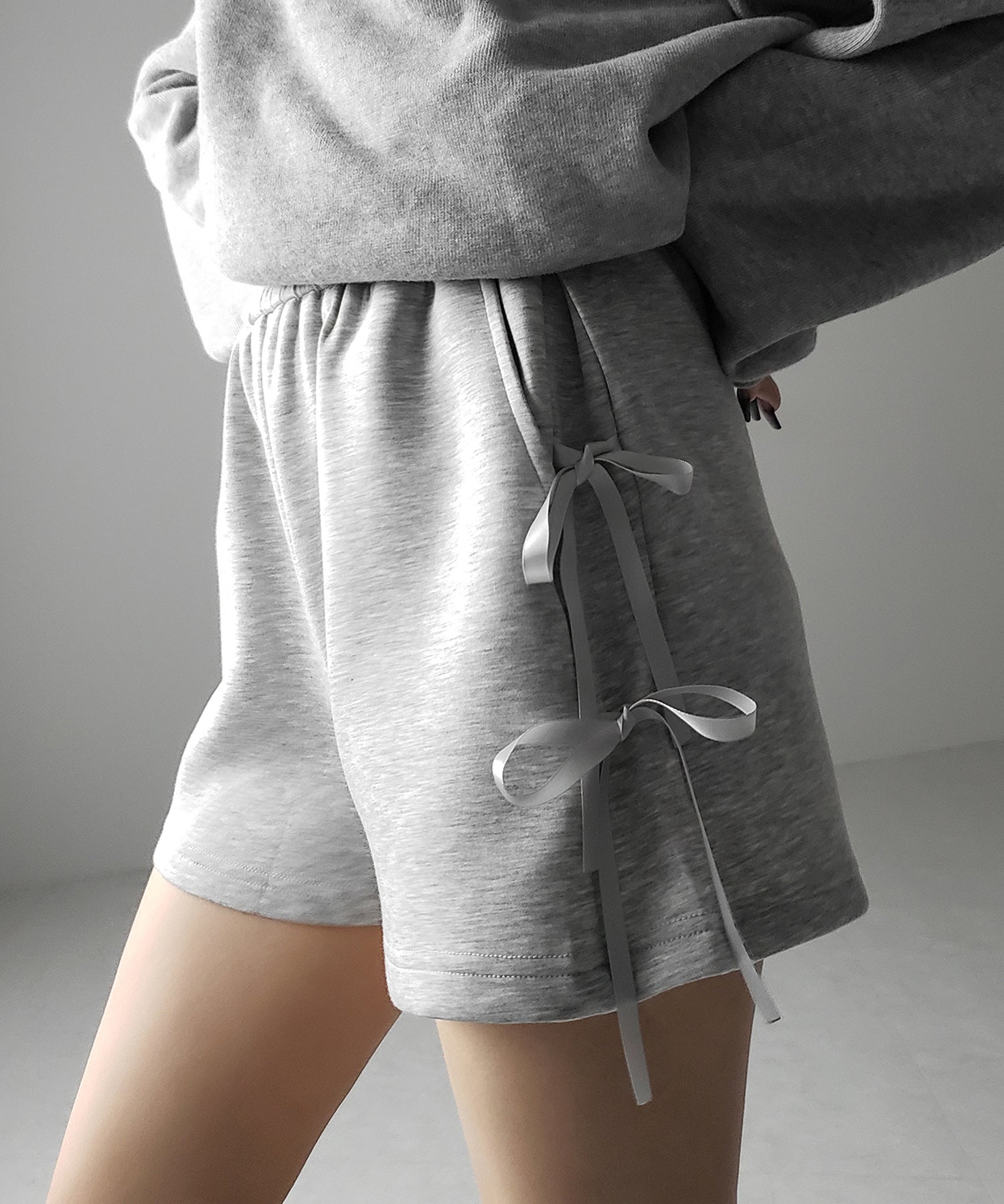【 ２color 】サイドリボンスウェットショートパンツ／ side ribbon sweat short pants