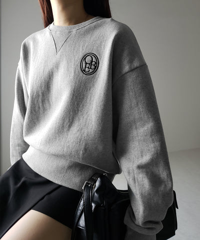 OBE刺繍 ロゴクロップドスウェット【 韓国製 】