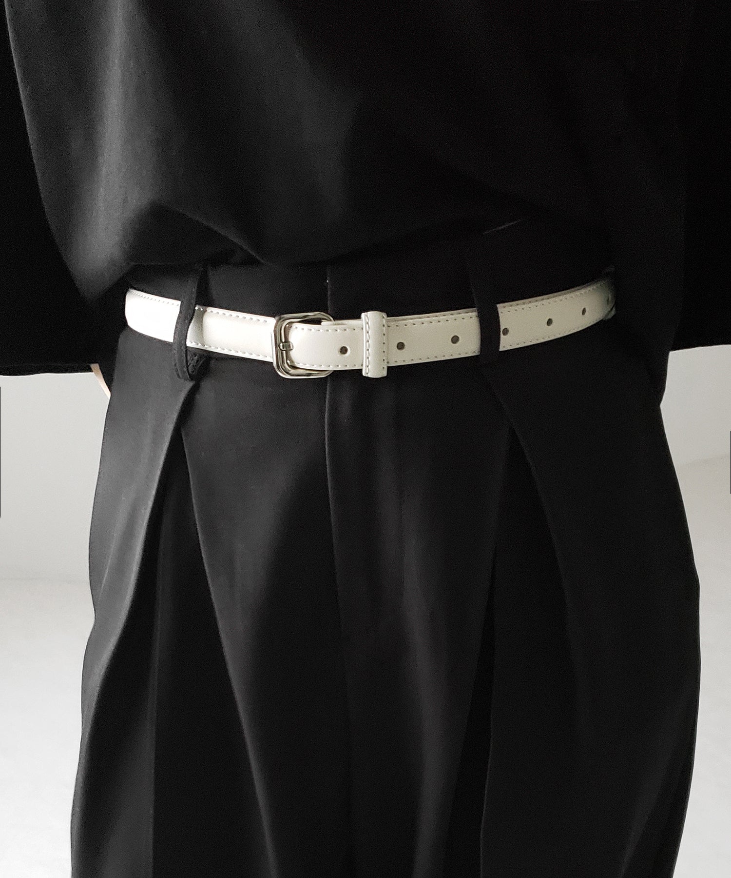 【 メンズ・レディース兼用 】 ミニマルスクエアバッグルフェイクレザーベルト ／ minimal square buckle fake leather belt