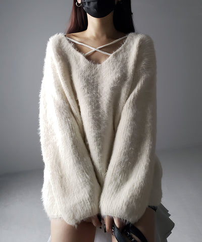 【 ５color 】クロスストラップカットアウトルーズシャギーニット