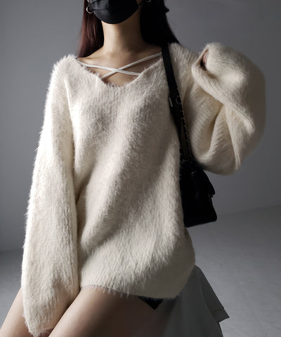 【 ５color 】クロスストラップカットアウトルーズシャギーニット