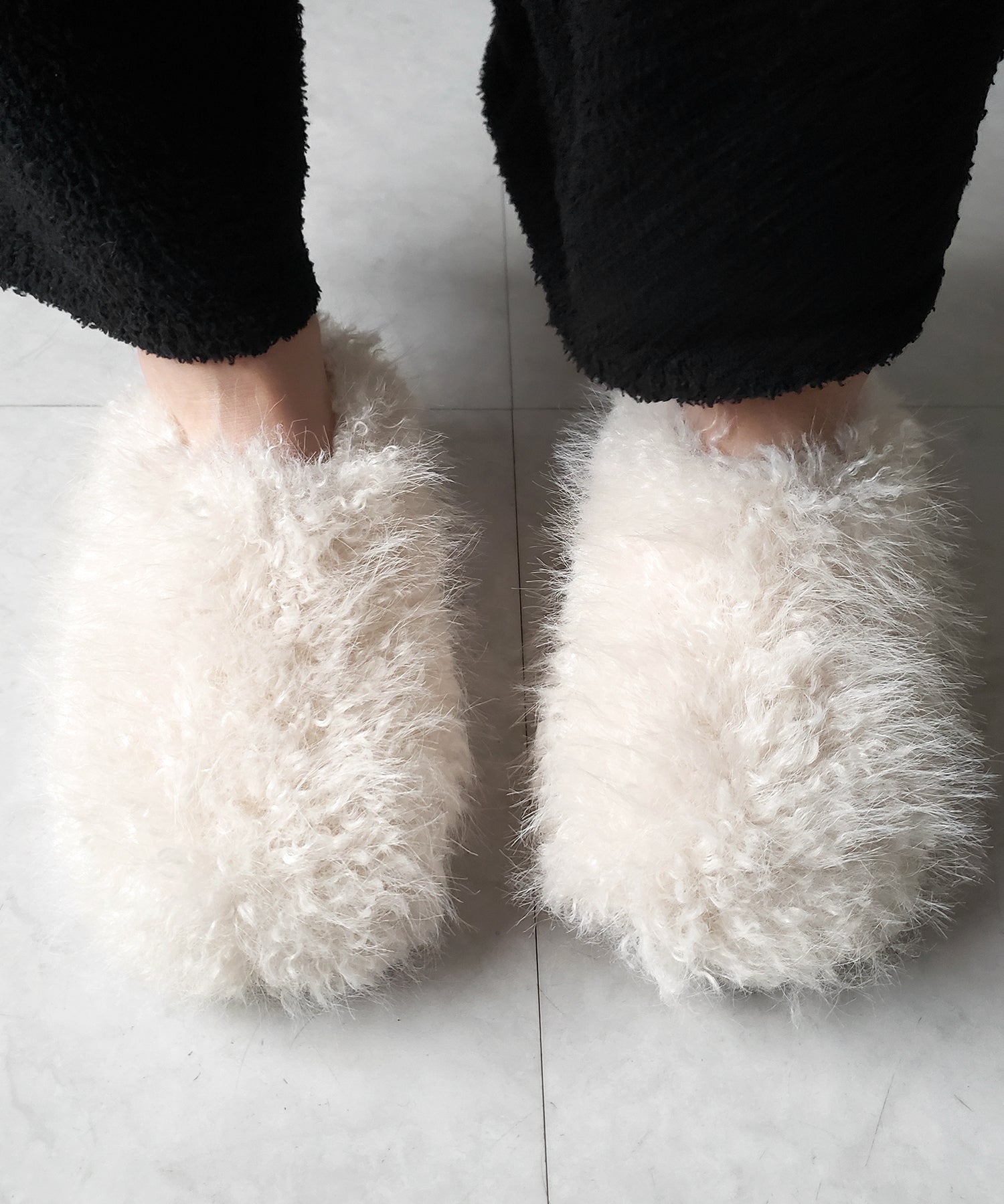 クリンクルフェイクファールームシューズ ／ crinkle fake fur room shoes