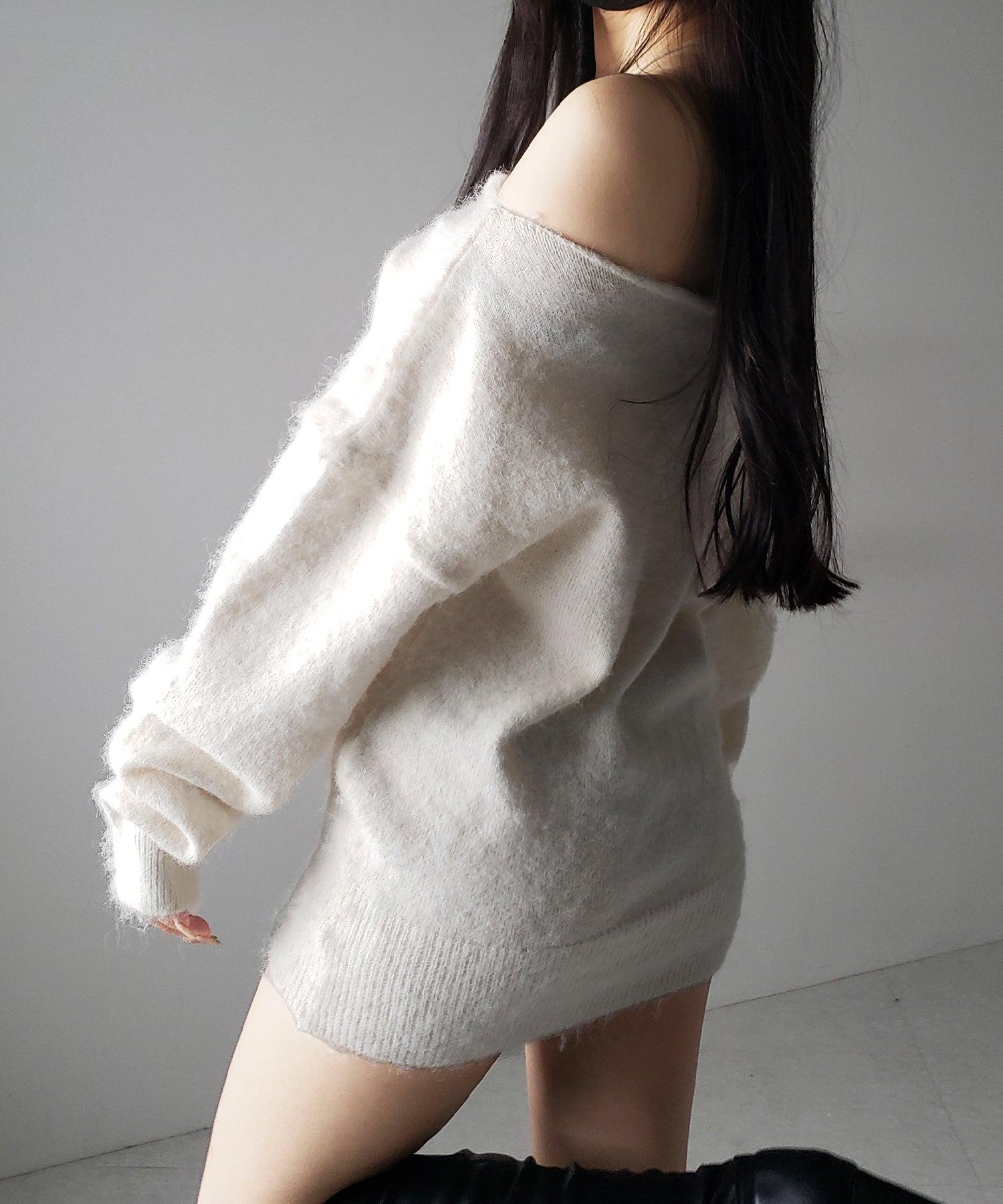 オフショルダーレディニットミニワンピース ／ off shoulder lady knit mini onepiece
