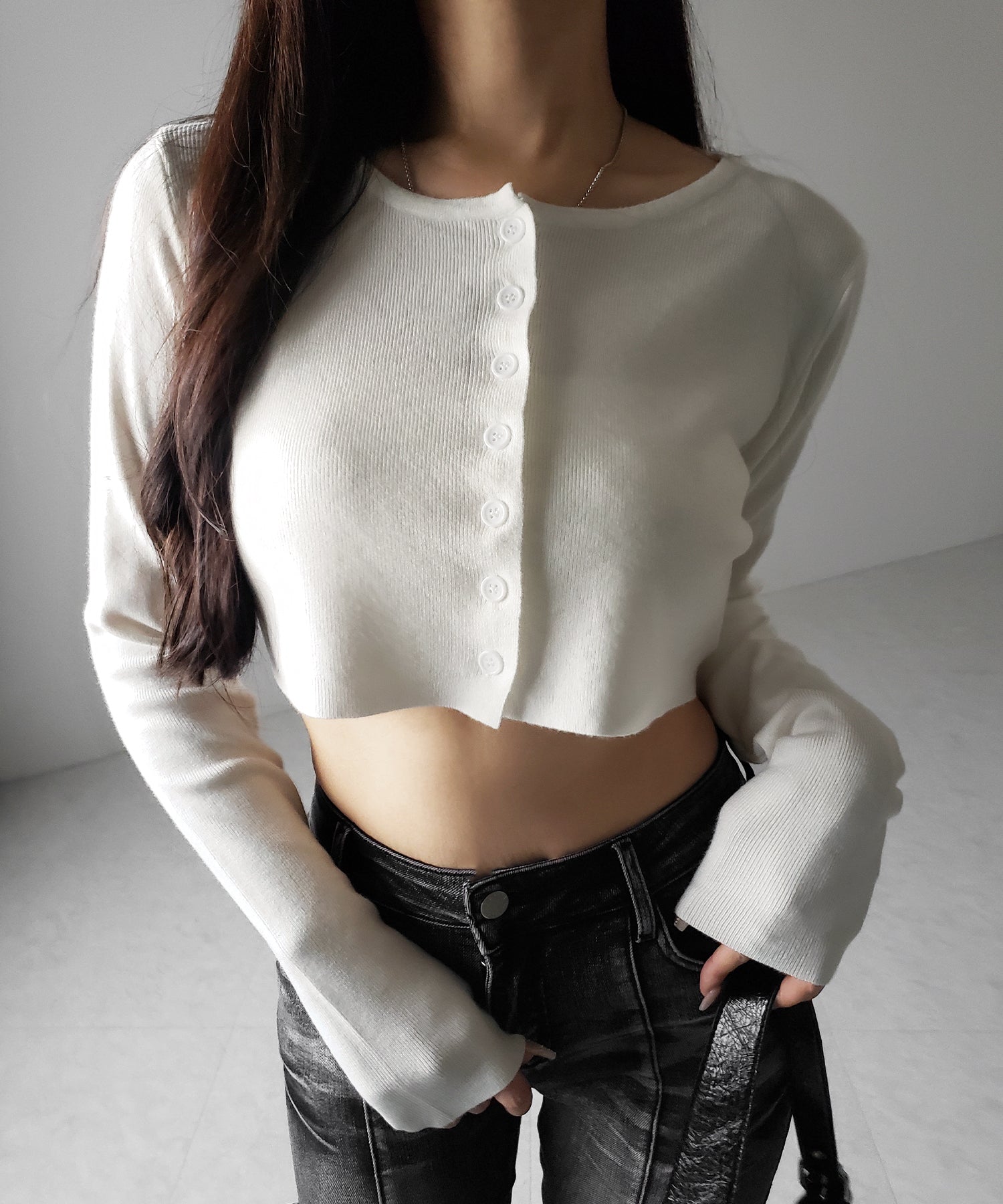 ミニボタンショートリブニットカーディガン ／ mini button short rib knit cardigan