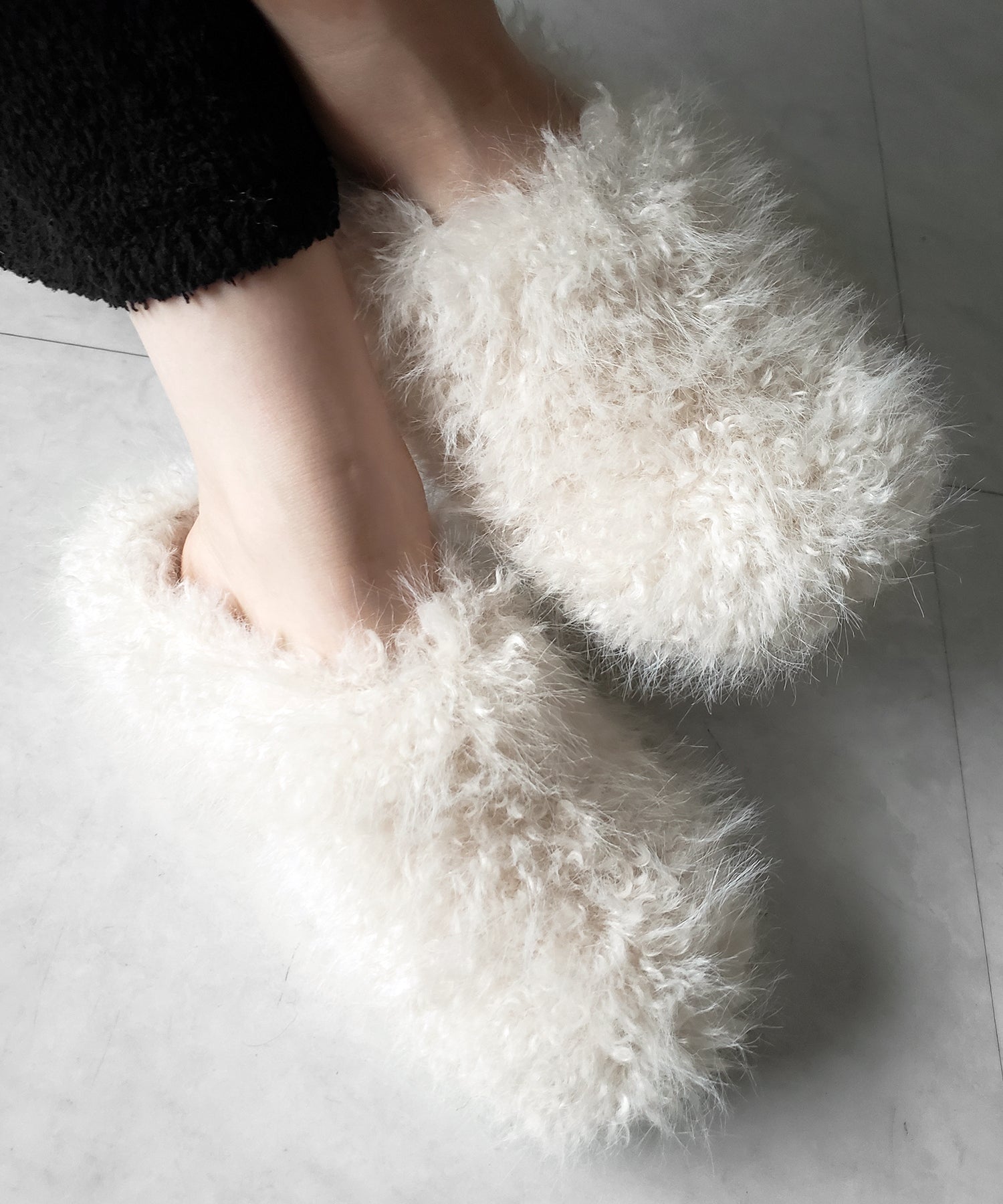 クリンクルフェイクファールームシューズ ／ crinkle fake fur room shoes