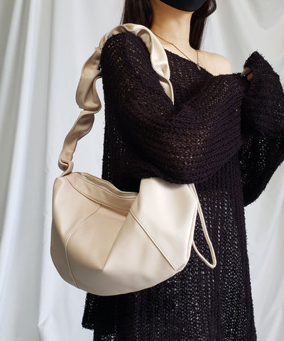 シャーリングハンドルショルダーバッグ ／ shirring handle shoulder bag