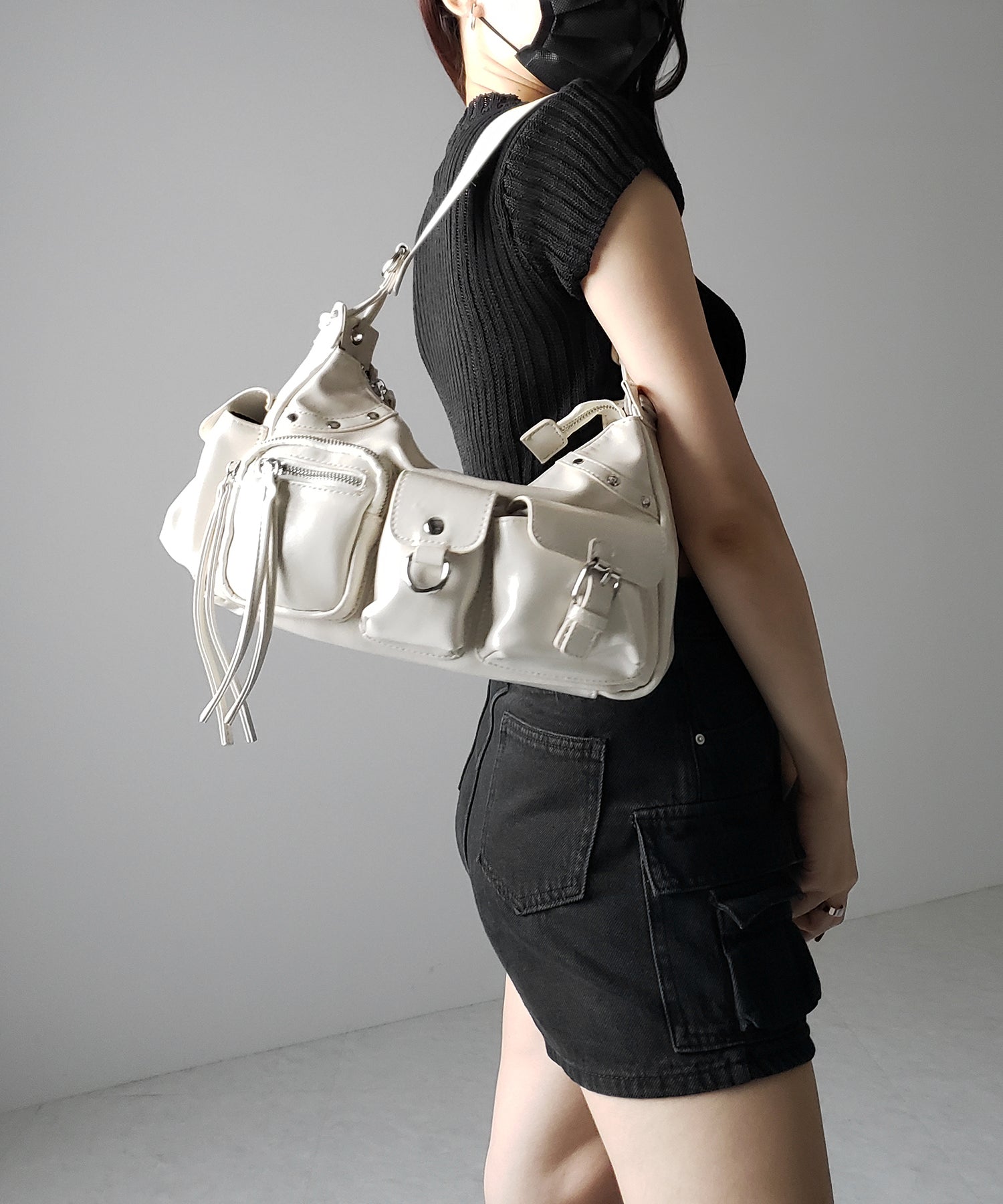 【 ショルダーにできる２WAY 】 ４アウトポケットワンハンドルショルダーバッグ ／ 4 outpocket onehandle shoulder bag