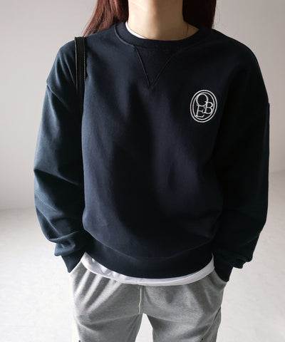OBE刺繍 ロゴクロップドスウェット【 韓国製 】