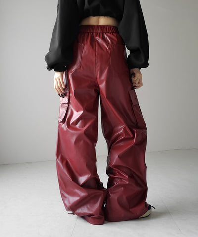 【 選べる４size ／ ２color 】２WAY ドロストフェイクレザーワイドカーゴパンツ ／ 2WAY drawstring fake leather wide cargo pants