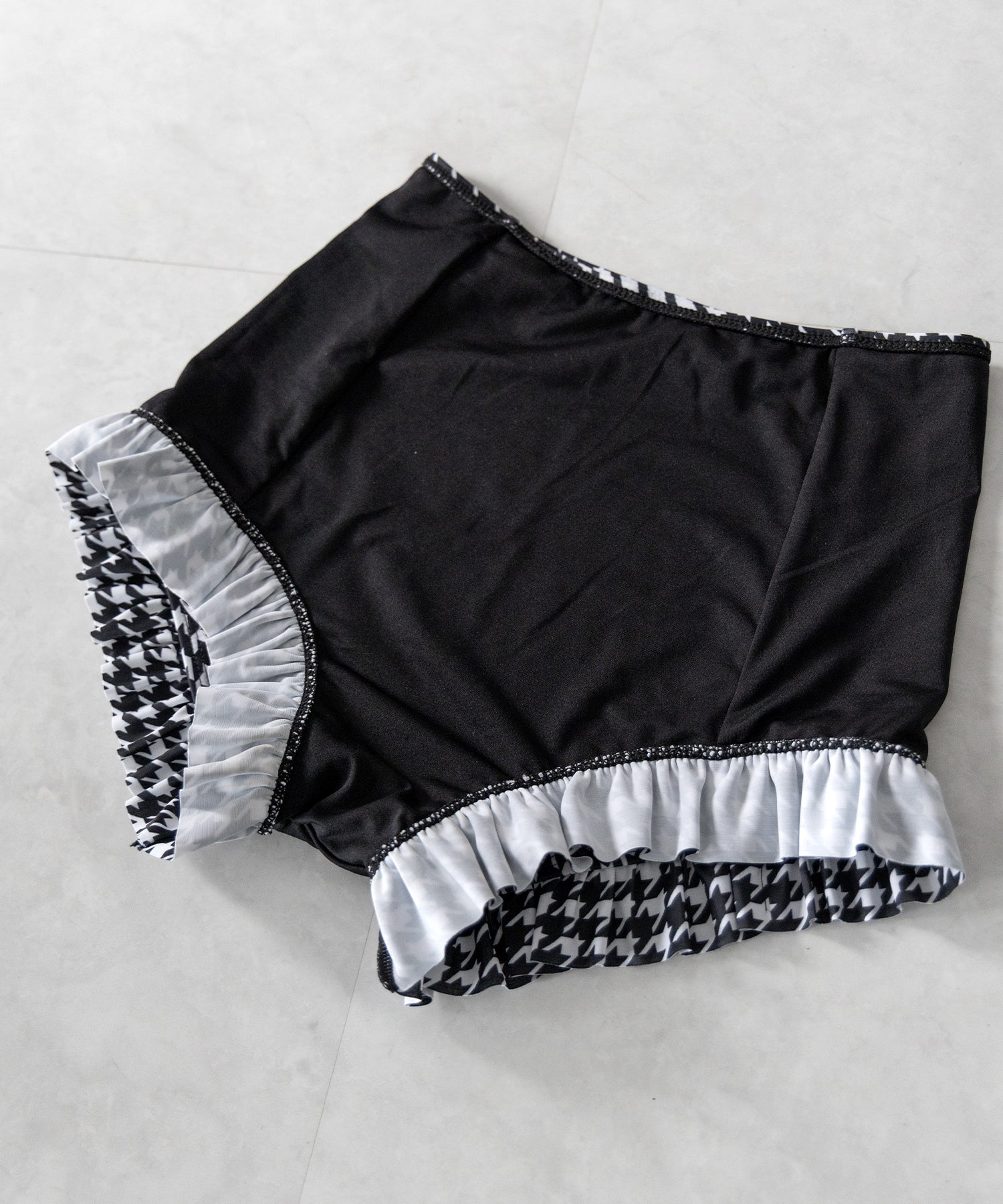 【 レディース水着／２点セット 】千鳥格子柄クロスウエストリボンハイウエストビキニ ／ houndstooth pattern cross waist ribbon high waist bikini