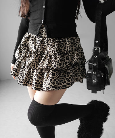 【 無地 or レオパードから選べる ／ インパン裏地付 】コーデュロイティアードフリルミニスカート ／ corduroy tiered frill mini skirt