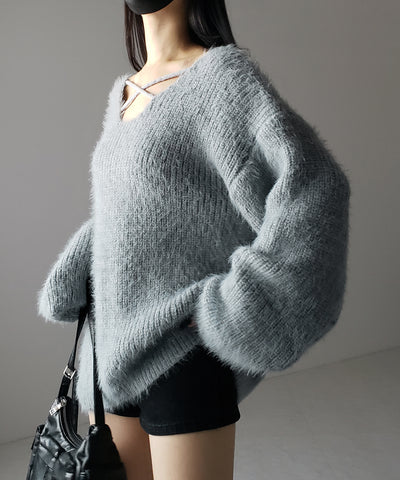 【 ５color 】クロスストラップカットアウトルーズシャギーニット