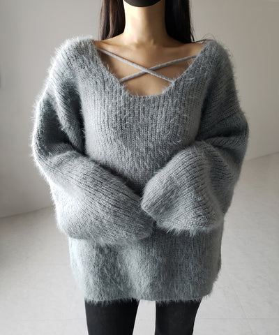 【 ５color 】クロスストラップカットアウトルーズシャギーニット