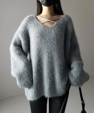 【 ５color 】クロスストラップカットアウトルーズシャギーニット