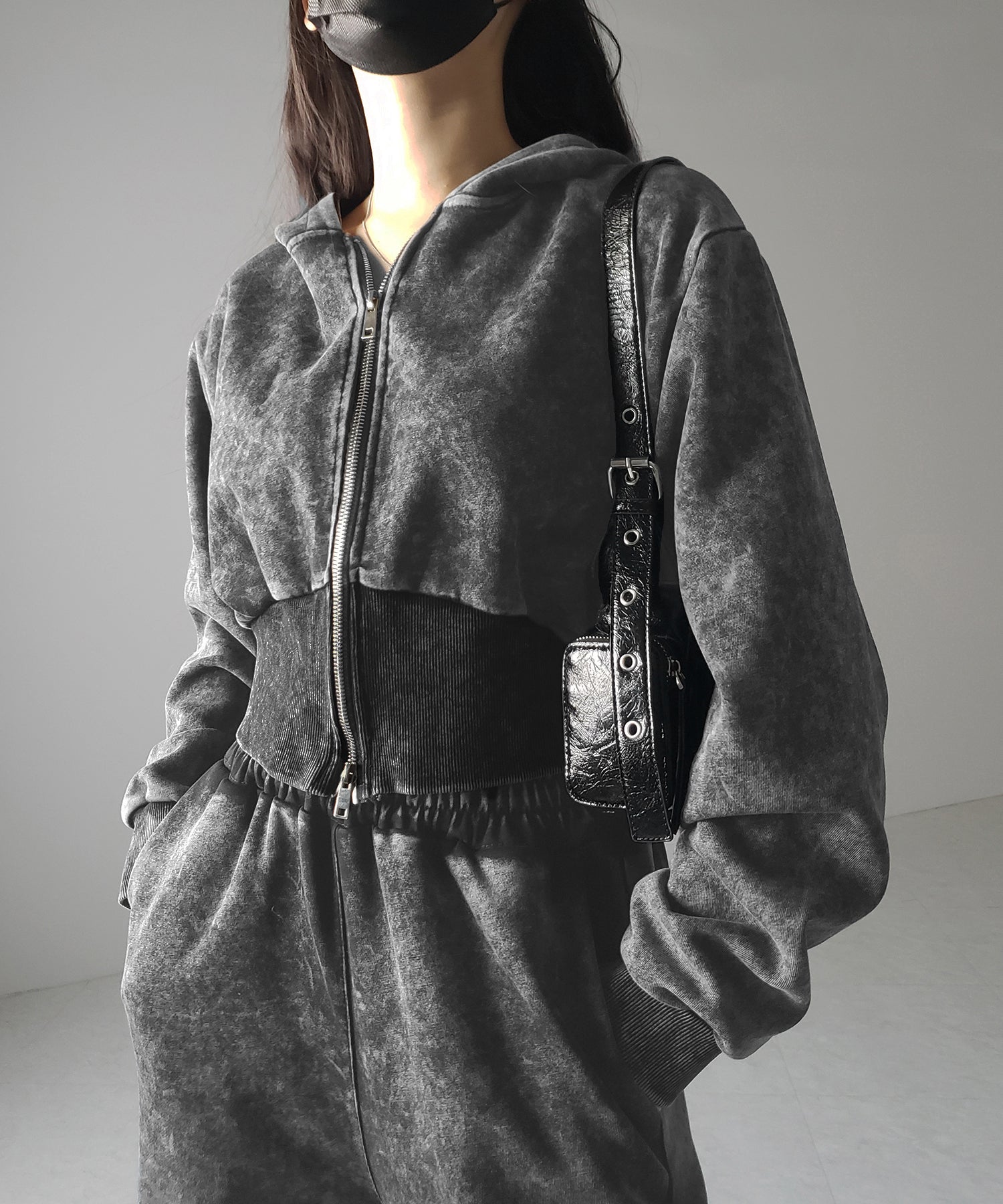 【 セットアップ 】ピグメントヴィンテージショートパーカー ＋ ワイドパンツ SET ／ pigment vintage short hoodie + wide pants SET
