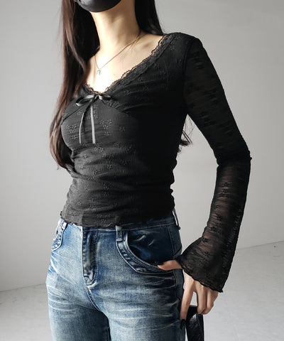 フロントリボンレイヤードレーストップス ／ front ribbon layered lace tops