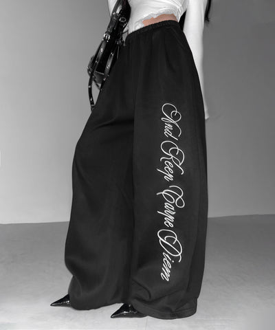 レタリングロゴ刺繍ワイドスウェットパンツ ／ lettering logo embroidery wide sweatpants