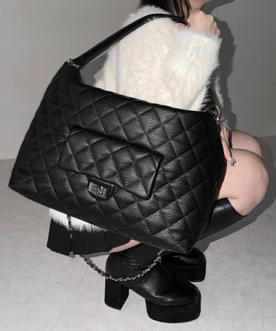 【 ショルダーストラップ付き２WAY 】キルティングスクエアトートショルダーバッグ / quilted square tote shoulder bag