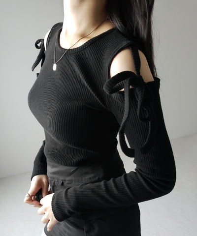 【 ３color 】カットアウトショルダーリボンリブトップス ／ Cut-out shoulder ribbon rib tops