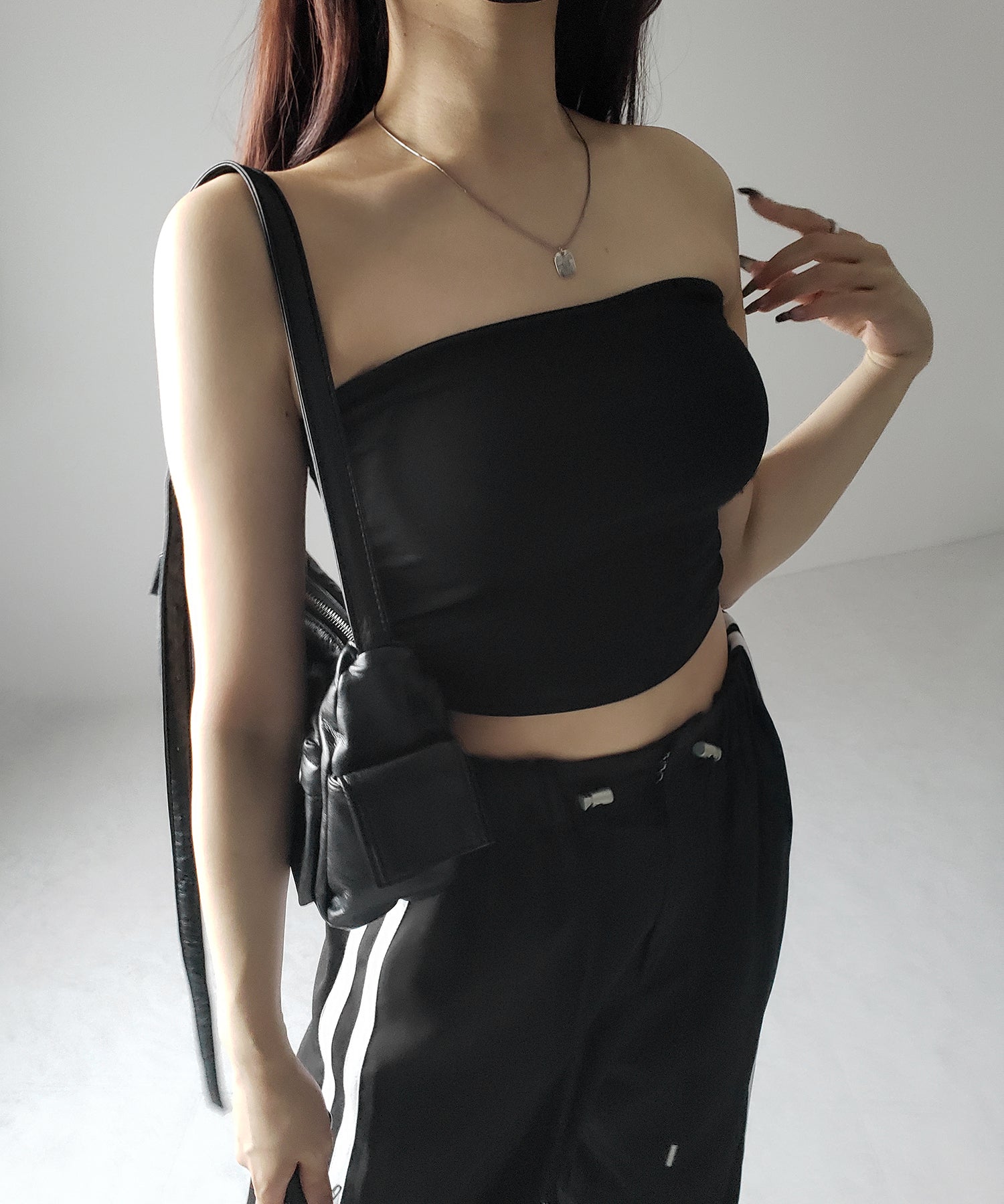 【 カップ付き 】ショートスクエアチューブトップ／ short square tube top