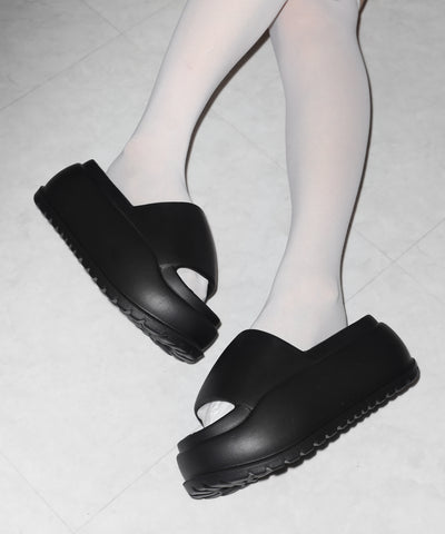 厚底ボリュームソールパフィースライドサンダル／platform volume sole puffy slide sandals