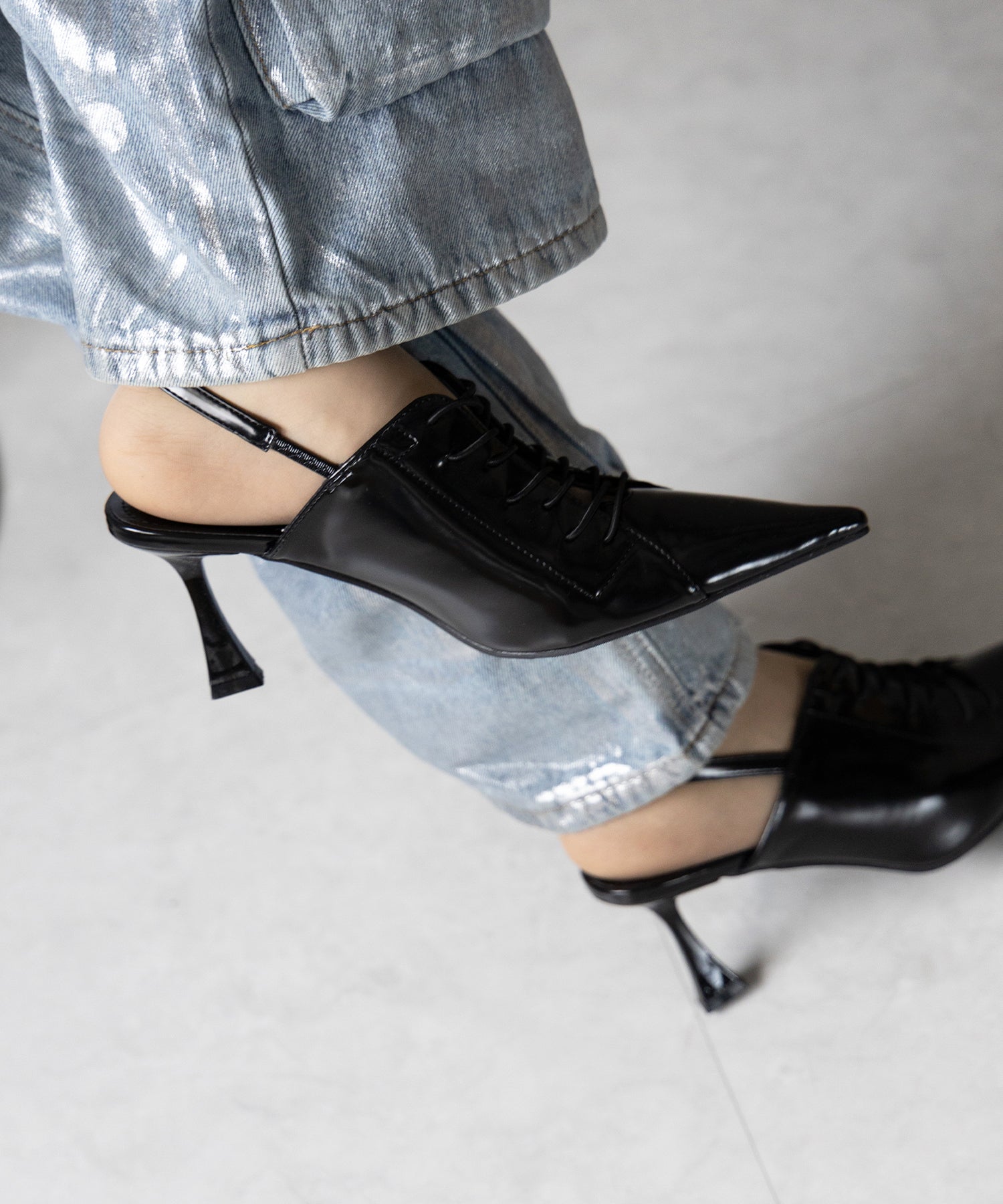 【 ３color 】ポインテッドトゥレースアップスニーカーミュール ／ pointed toe lace up sneaker mules