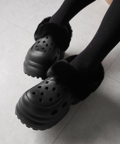 フェイクファー厚底クロッグサンダル ／ Fake fur platform clog sandals