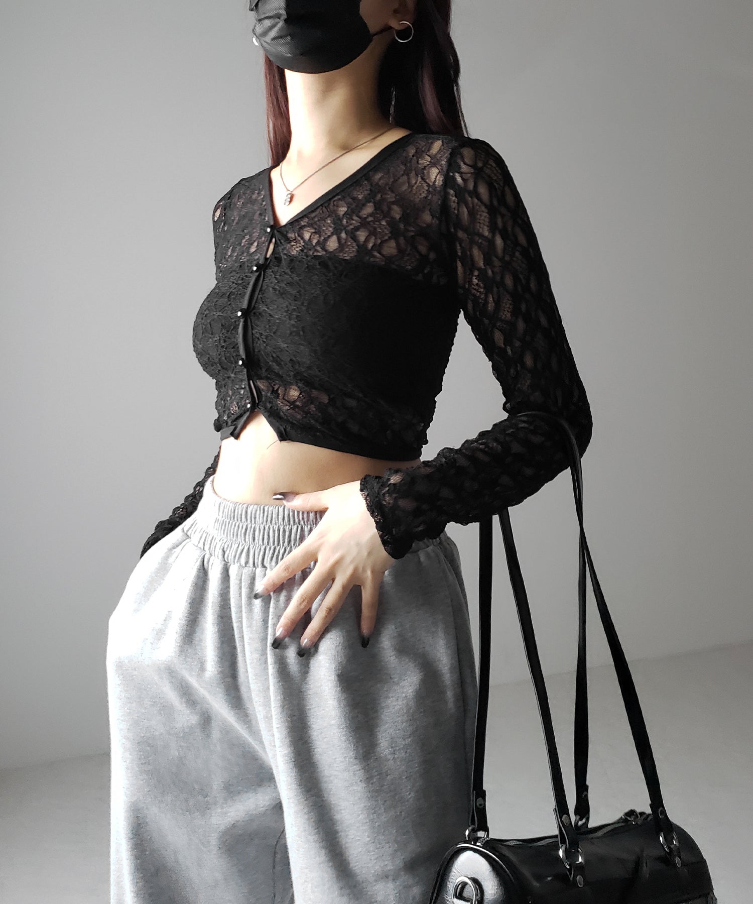 【 ２color 】フロントボタンショートレースカーディガン ／ front button short lace cardigan