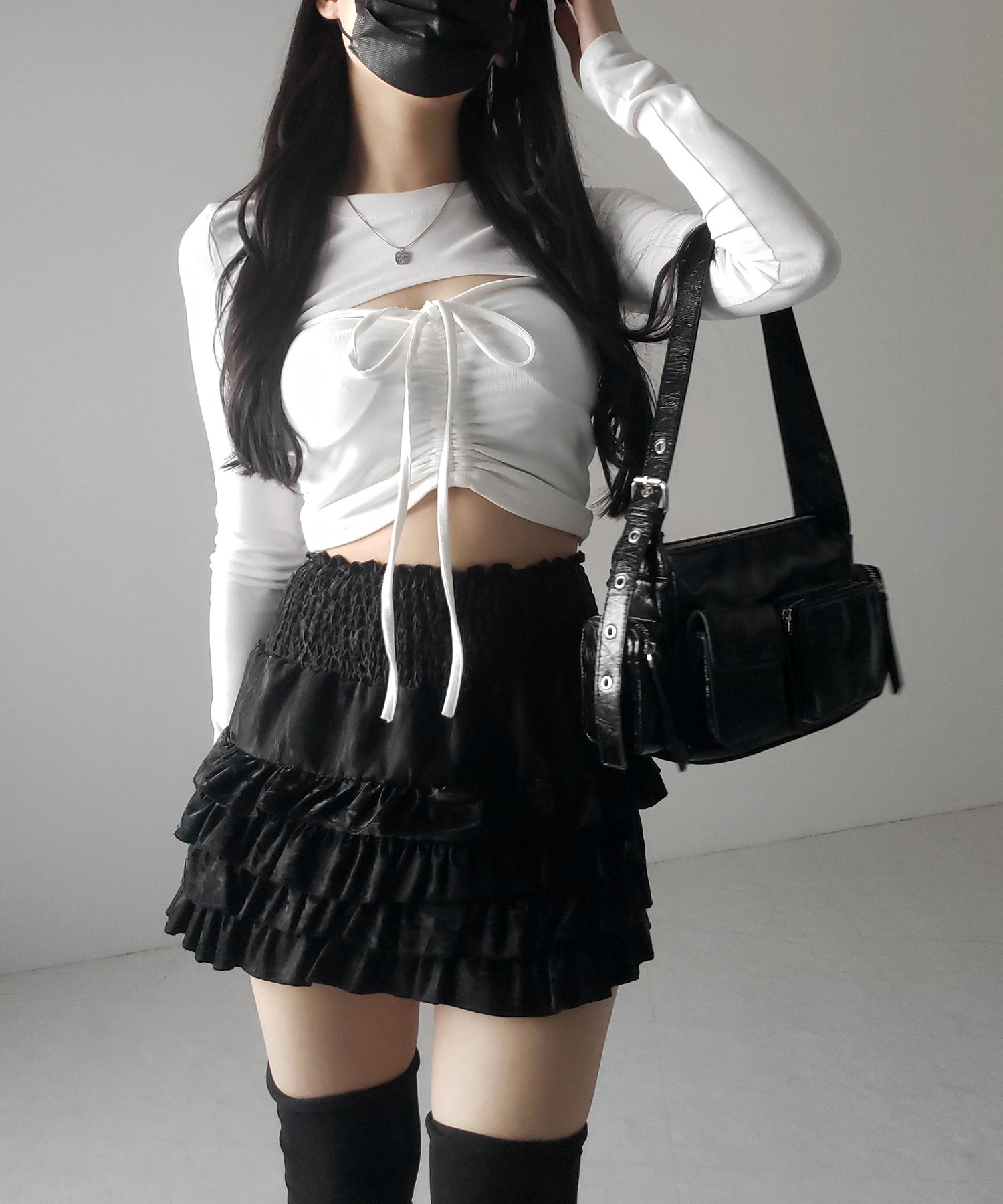 【 ３color ／インナーパンツ裏地付 】ハイウエストシャーリングフリルミニスカート ／ high waist shirring frill mini skirt