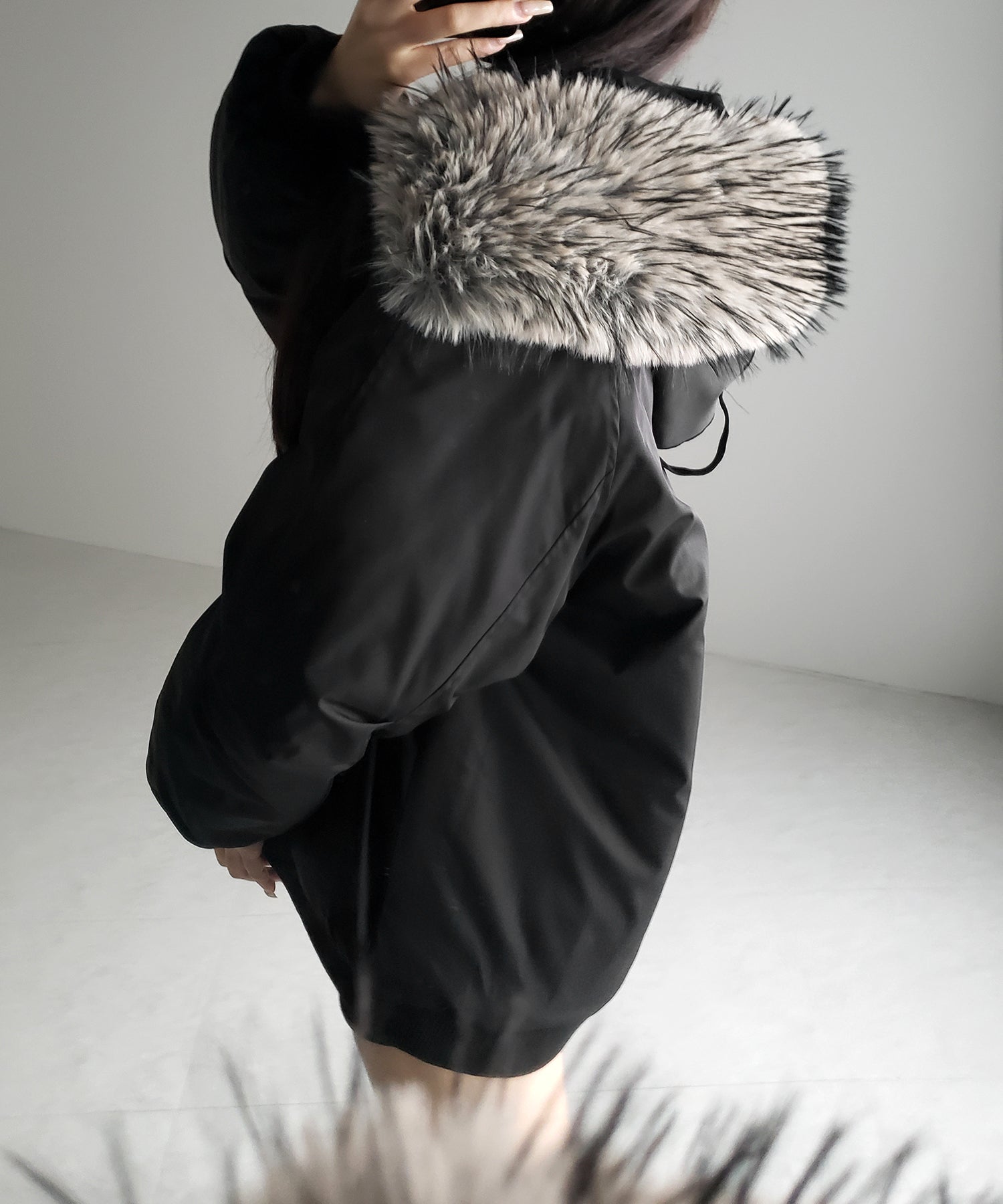 フェイクファーフーディビッグダウンジャケット ／ fake fur hoodie big down jacket